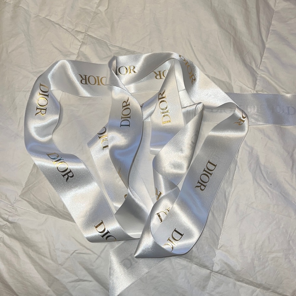 Dior ribbon